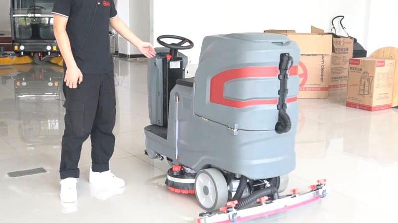 分享13點(diǎn)，讓你正確使用全自動(dòng)洗地機(jī)