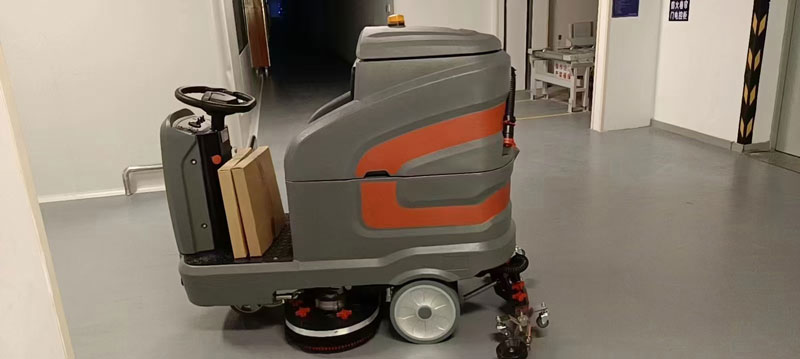 為什么工業(yè)洗地機(jī)市場(chǎng)需求越來(lái)越高