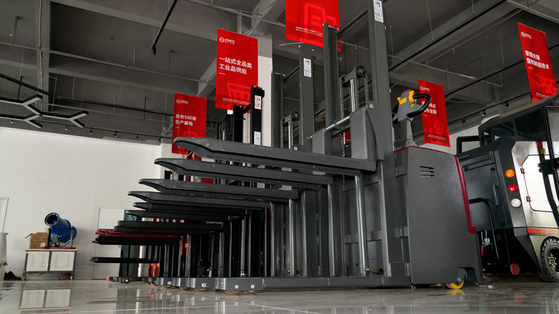 隨著天氣變暖，保養(yǎng)叉車(chē)輪胎