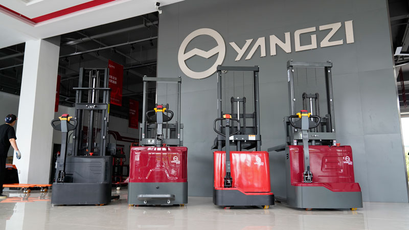 6個(gè)叉車(chē)保養(yǎng)和維修技巧