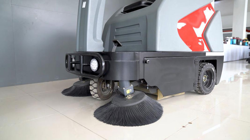 多功能電動掃地車價格合理嗎？值得嗎？